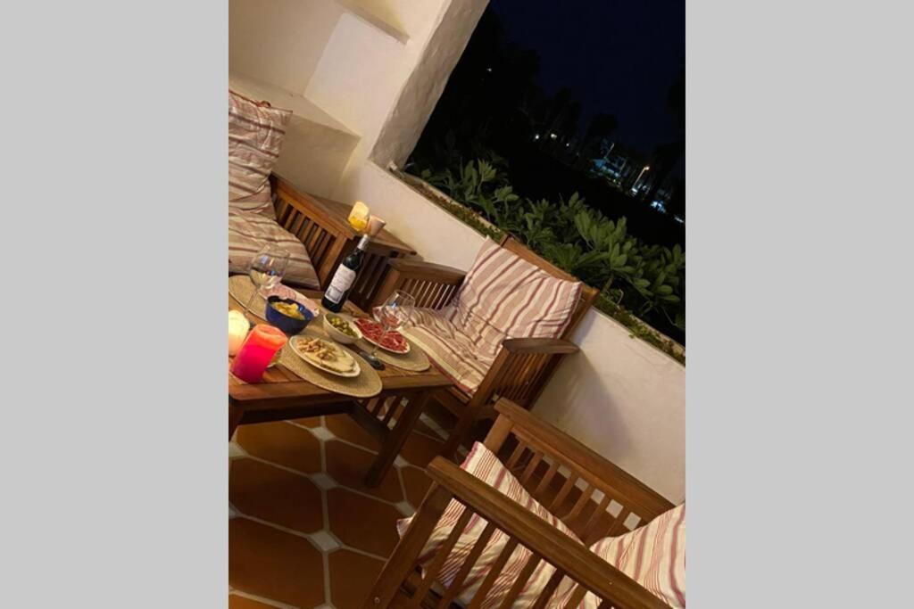 Apartamento En Playa Del Infante روتا المظهر الخارجي الصورة