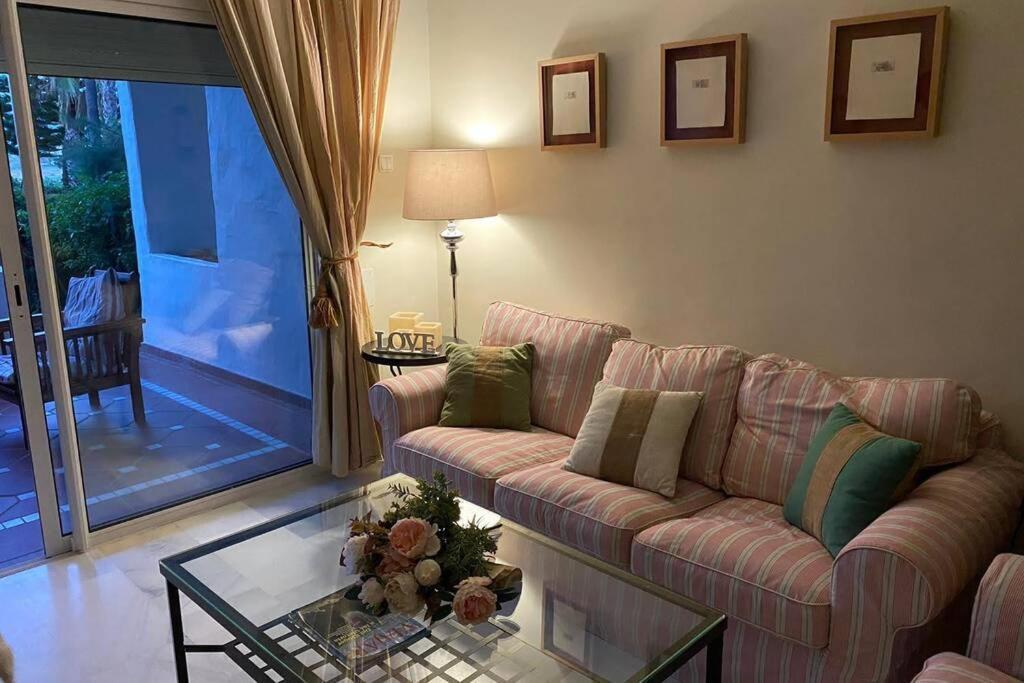 Apartamento En Playa Del Infante روتا المظهر الخارجي الصورة