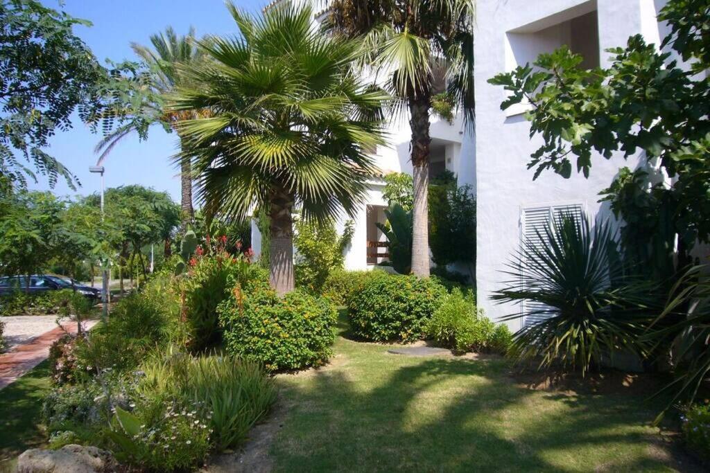 Apartamento En Playa Del Infante روتا المظهر الخارجي الصورة