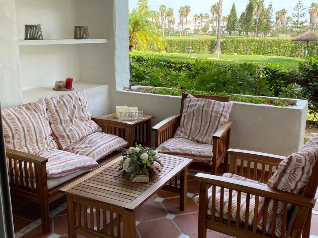 Apartamento En Playa Del Infante روتا المظهر الخارجي الصورة